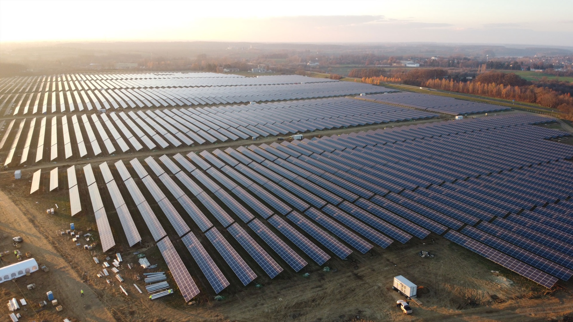 Szügy 64 megawatt napelem redszer